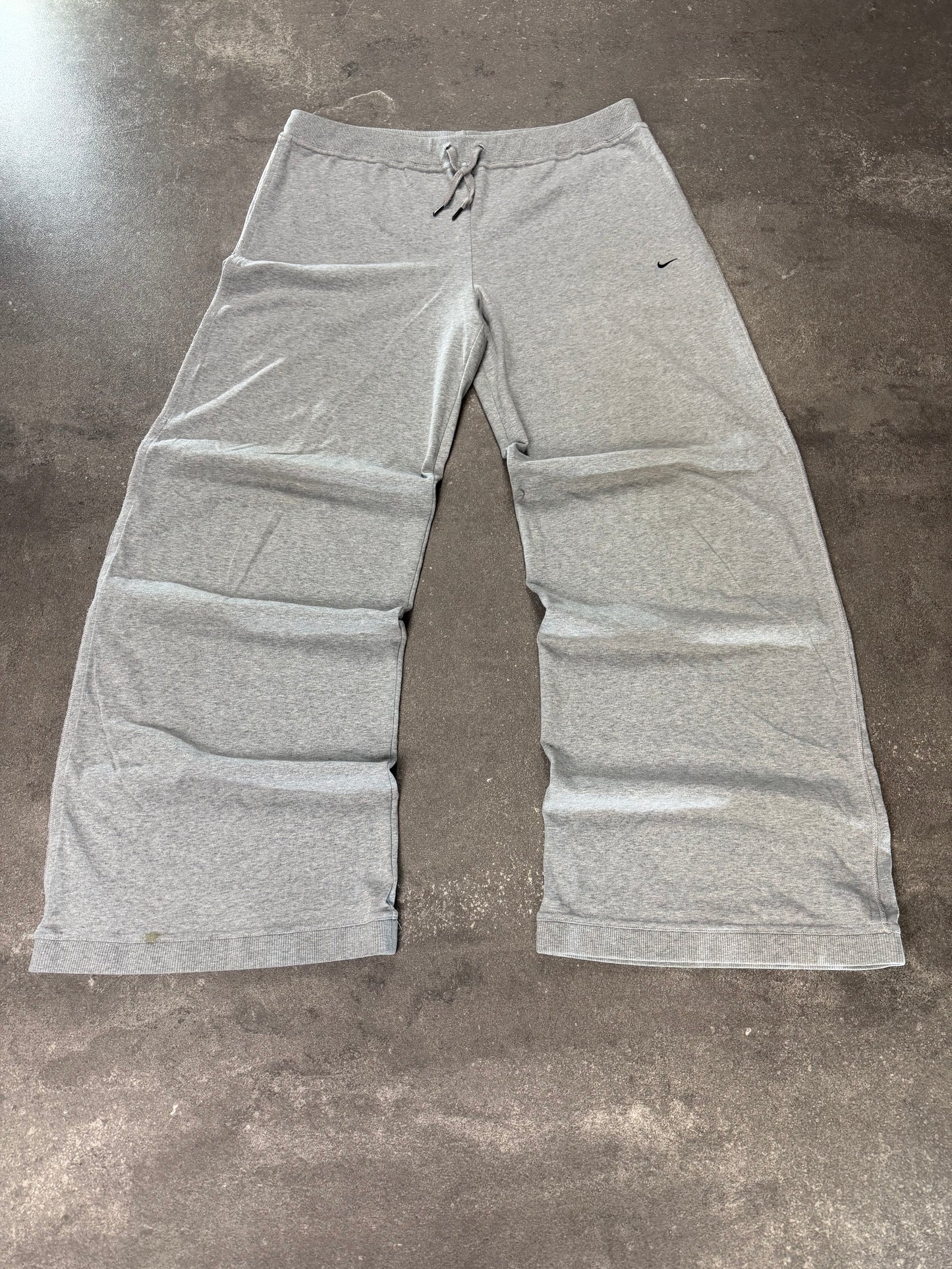 Vintage Nike Trackpants | XL