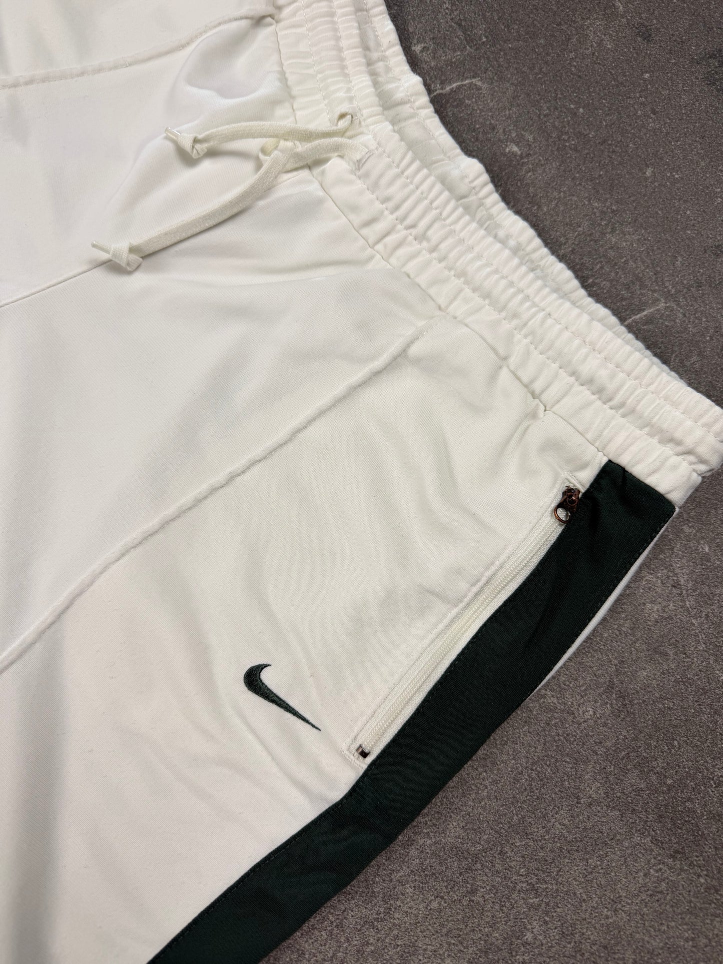 Vintage Nike Trackpants | M