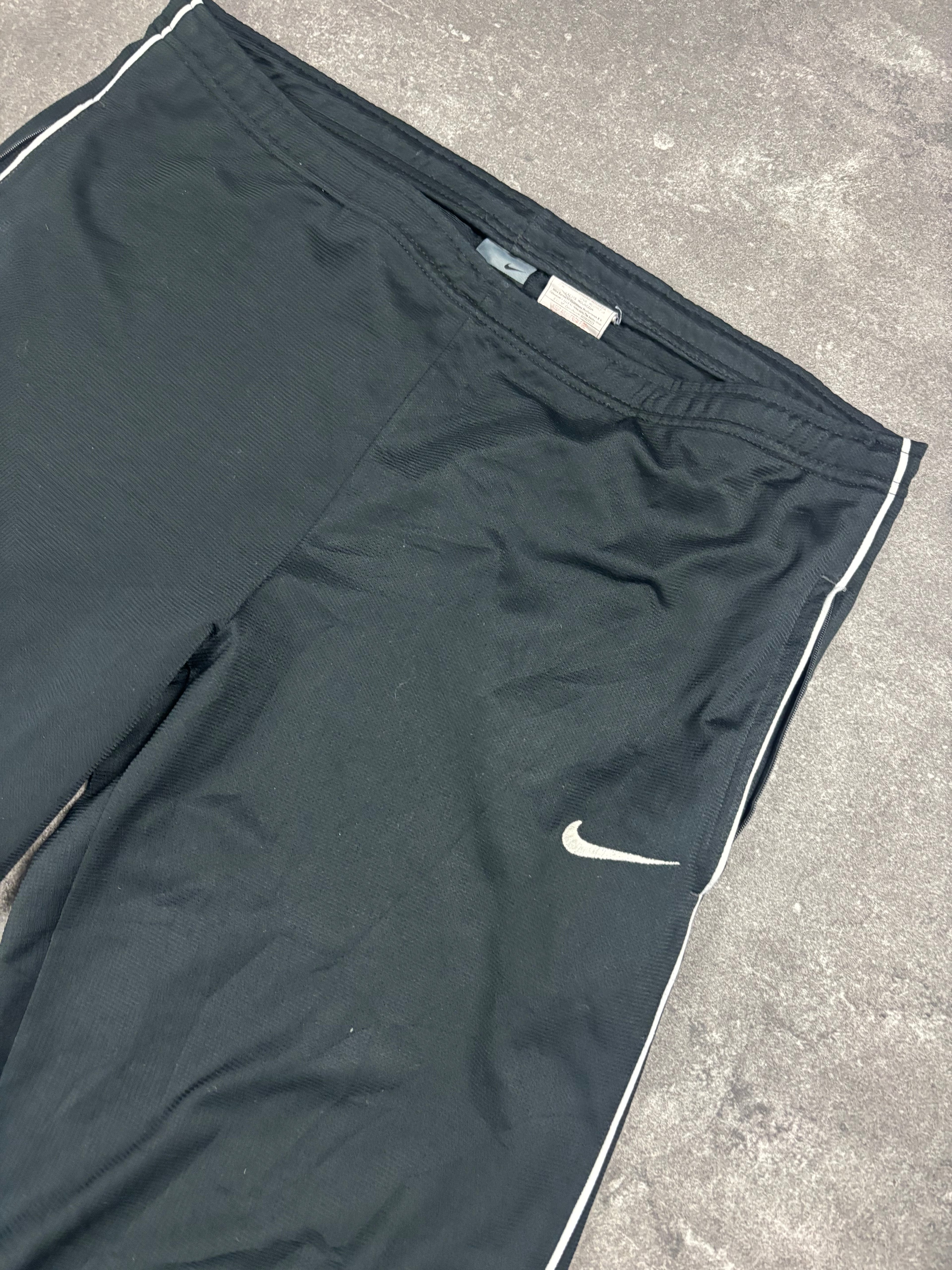 Nike Trackpants | L