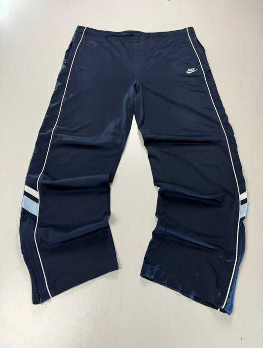 Vintage Nike Trackpants | XL